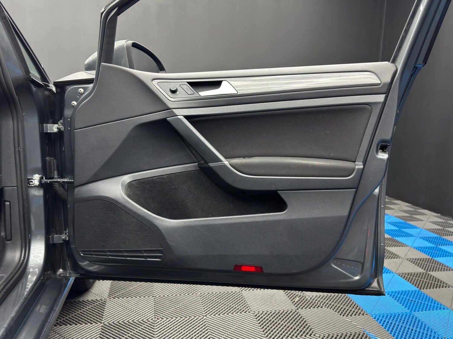 Used Volkswagen Golf 2020 for sale - 77351691: Photo 39