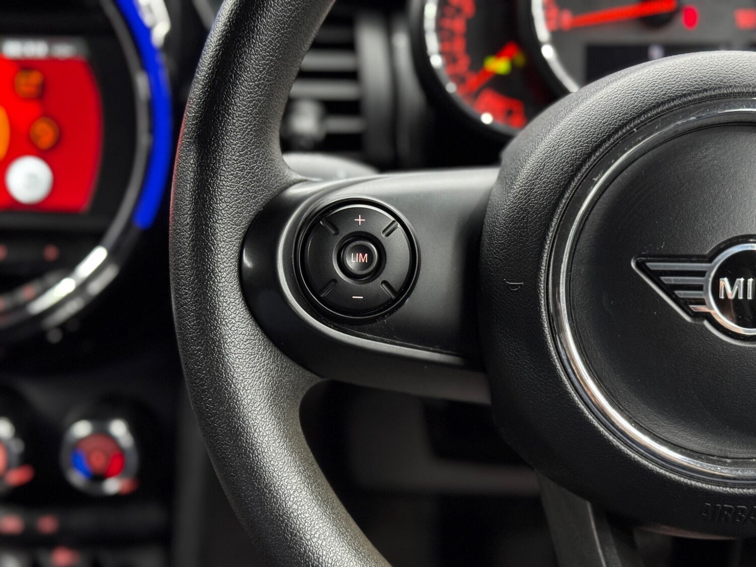 Used MINI Hatch 2018 for sale - 78020303: Photo 18