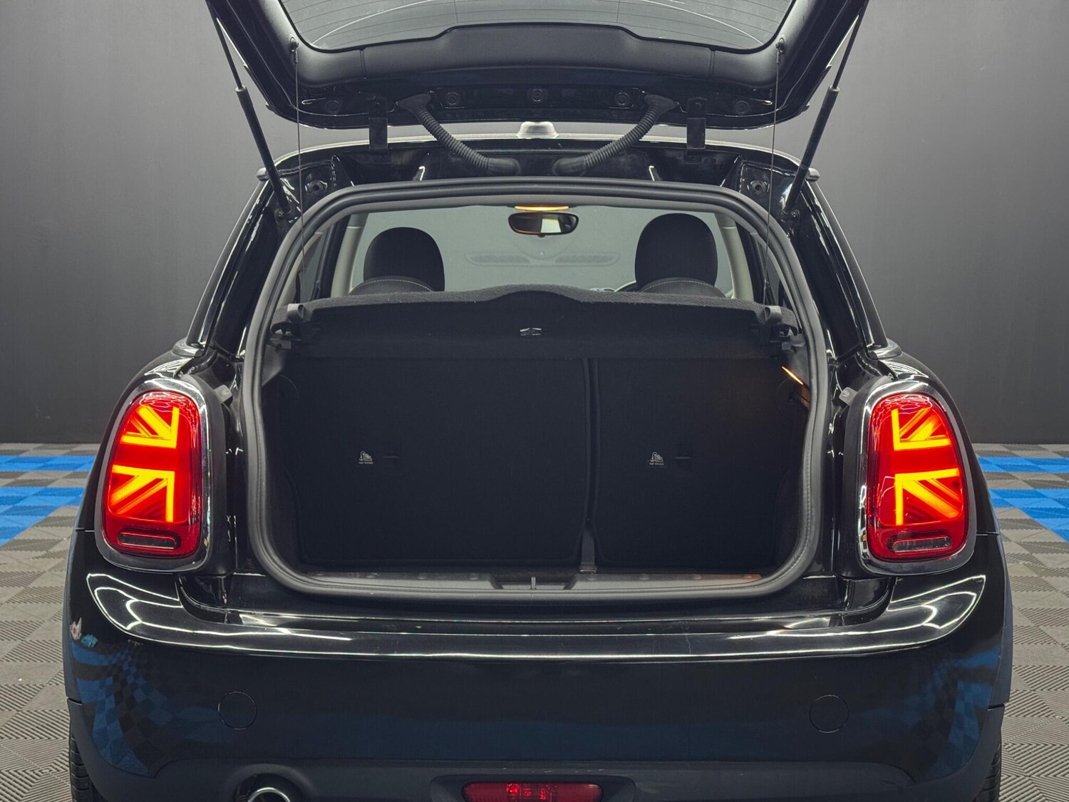 Used MINI Hatch 2018 for sale - 78020303: Photo 34