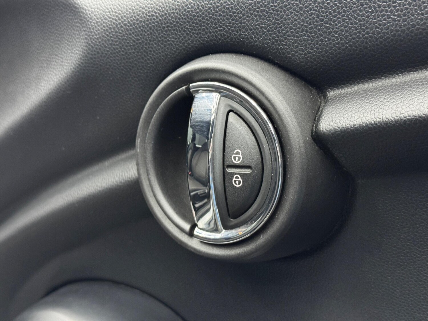 Used MINI Hatch 2018 for sale - 78020303: Photo 36