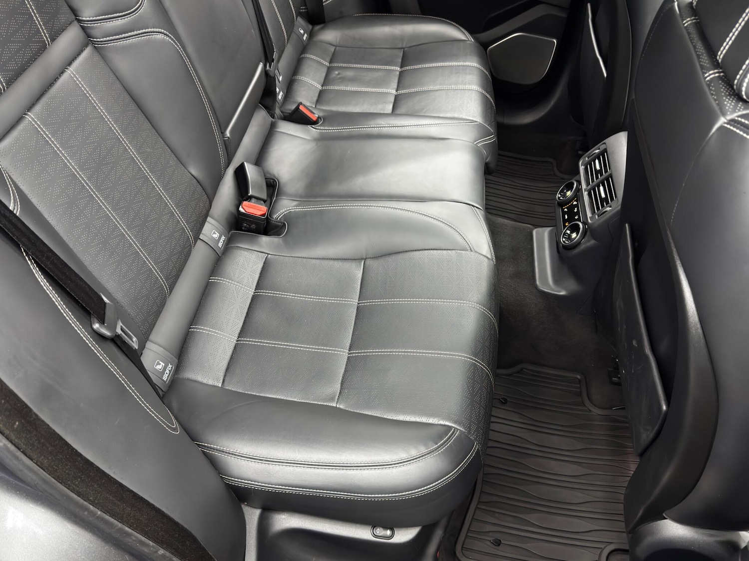 Used Land Rover Range Rover Velar 2017 for sale - 77175548: Photo 15