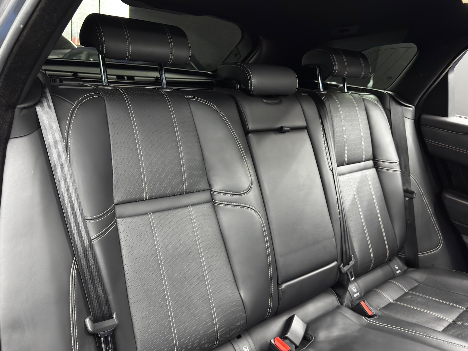 Used Land Rover Range Rover Velar 2017 for sale - 77175548: Photo 16