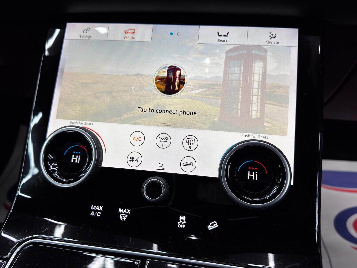 Used Land Rover Range Rover Velar 2017 for sale - 77175548: Photo 28