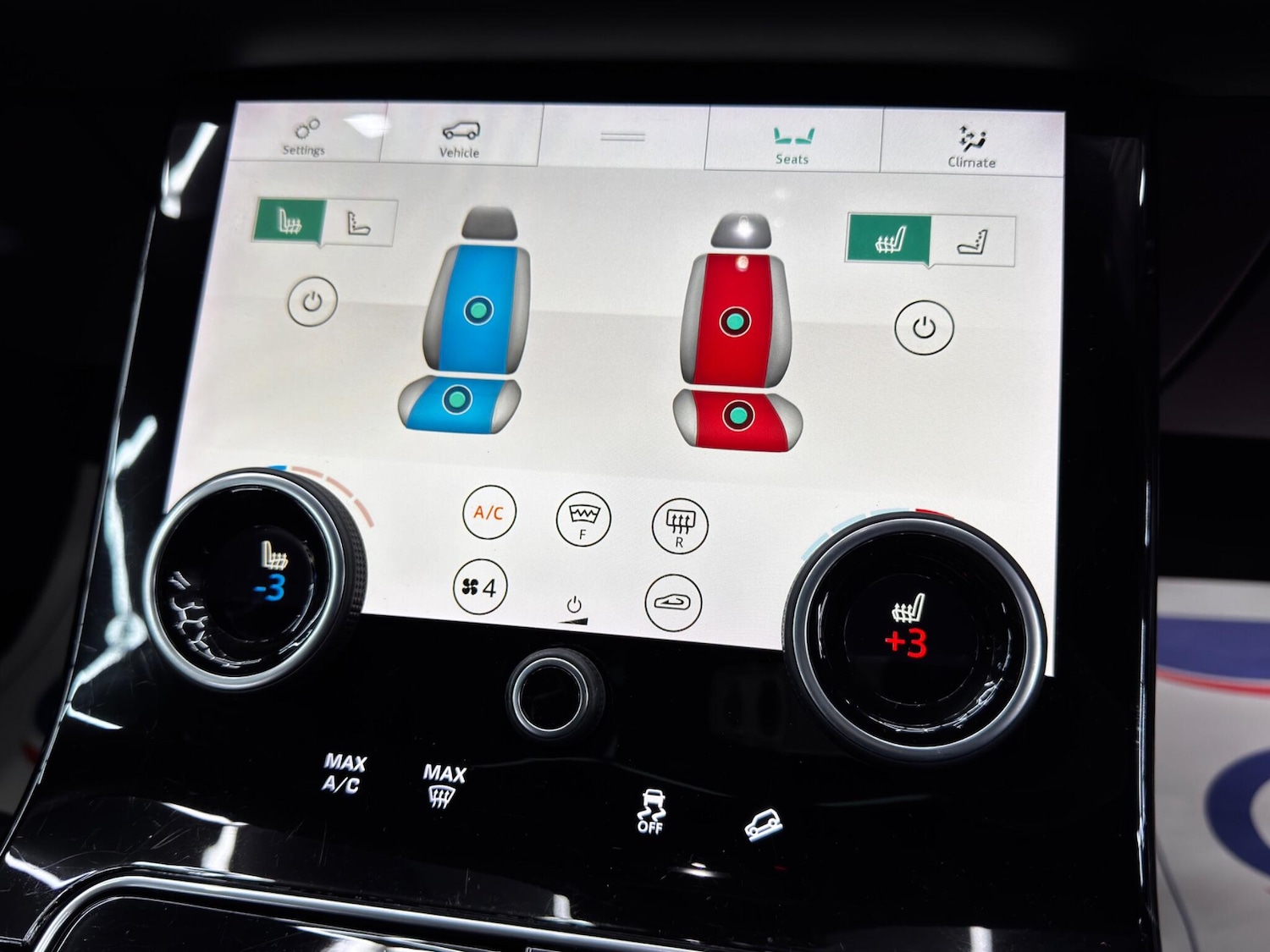 Used Land Rover Range Rover Velar 2017 for sale - 77175548: Photo 29