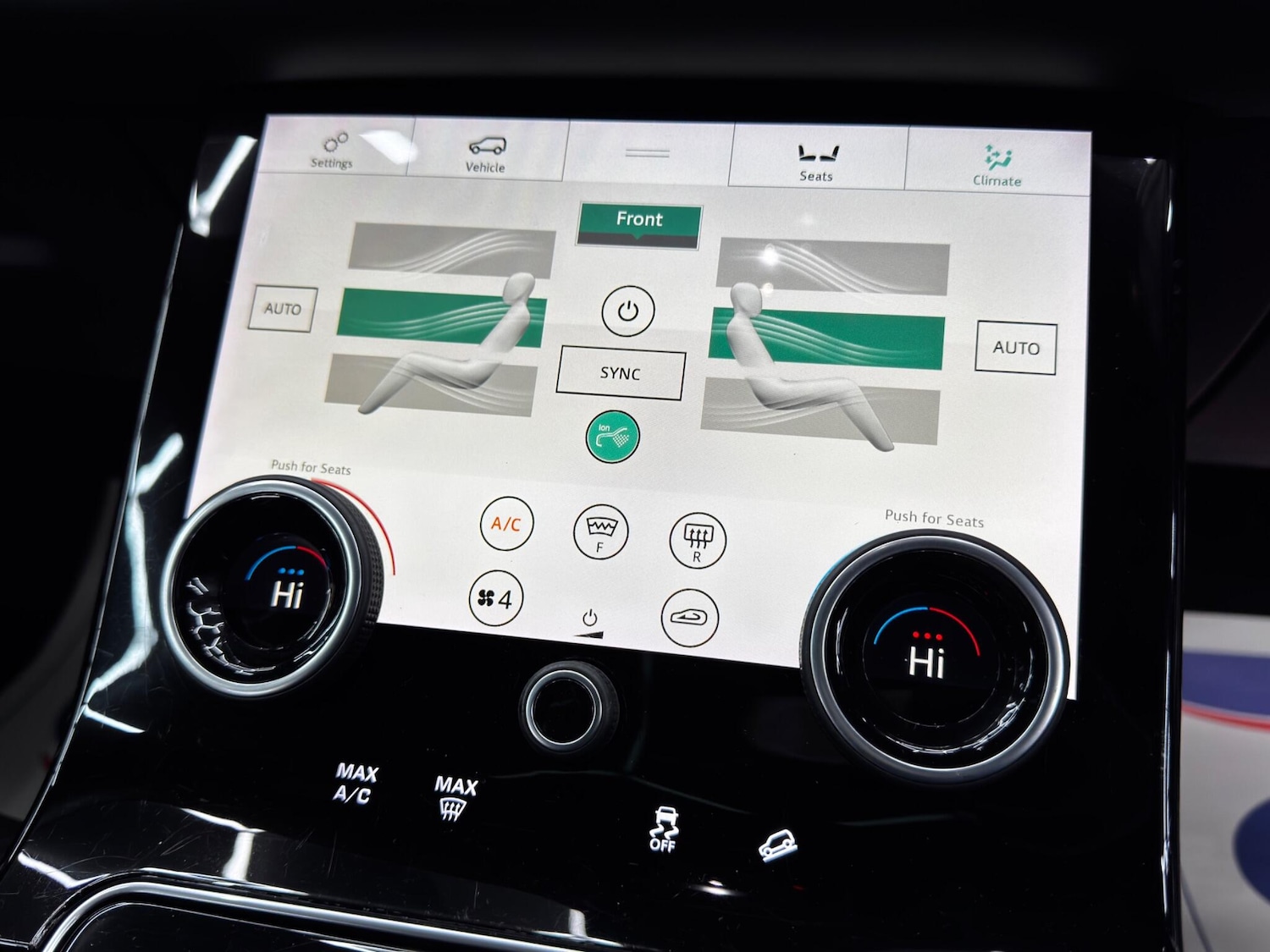 Used Land Rover Range Rover Velar 2017 for sale - 77175548: Photo 30