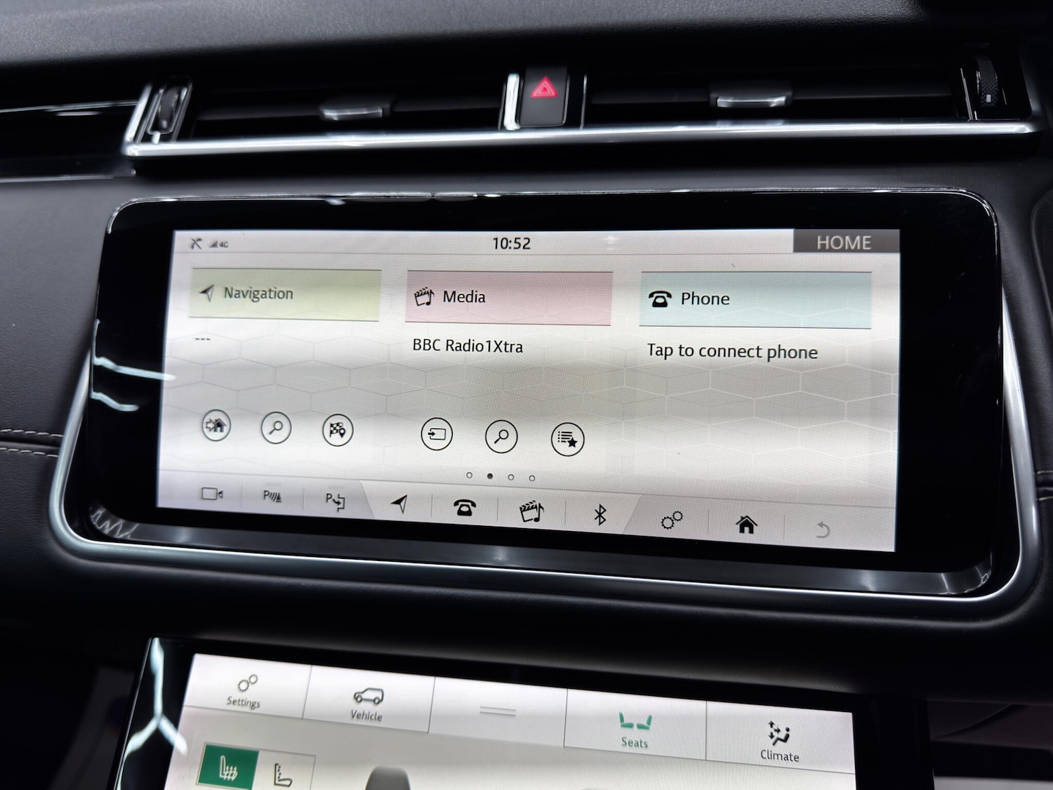 Used Land Rover Range Rover Velar 2017 for sale - 77175548: Photo 33