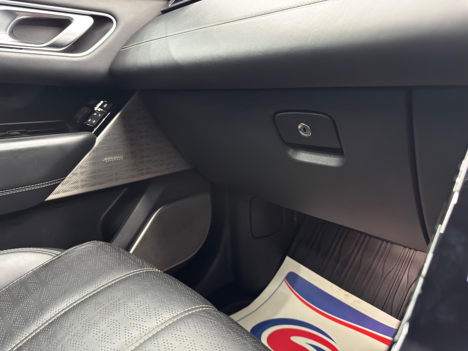 Used Land Rover Range Rover Velar 2017 for sale - 77175548: Photo 41