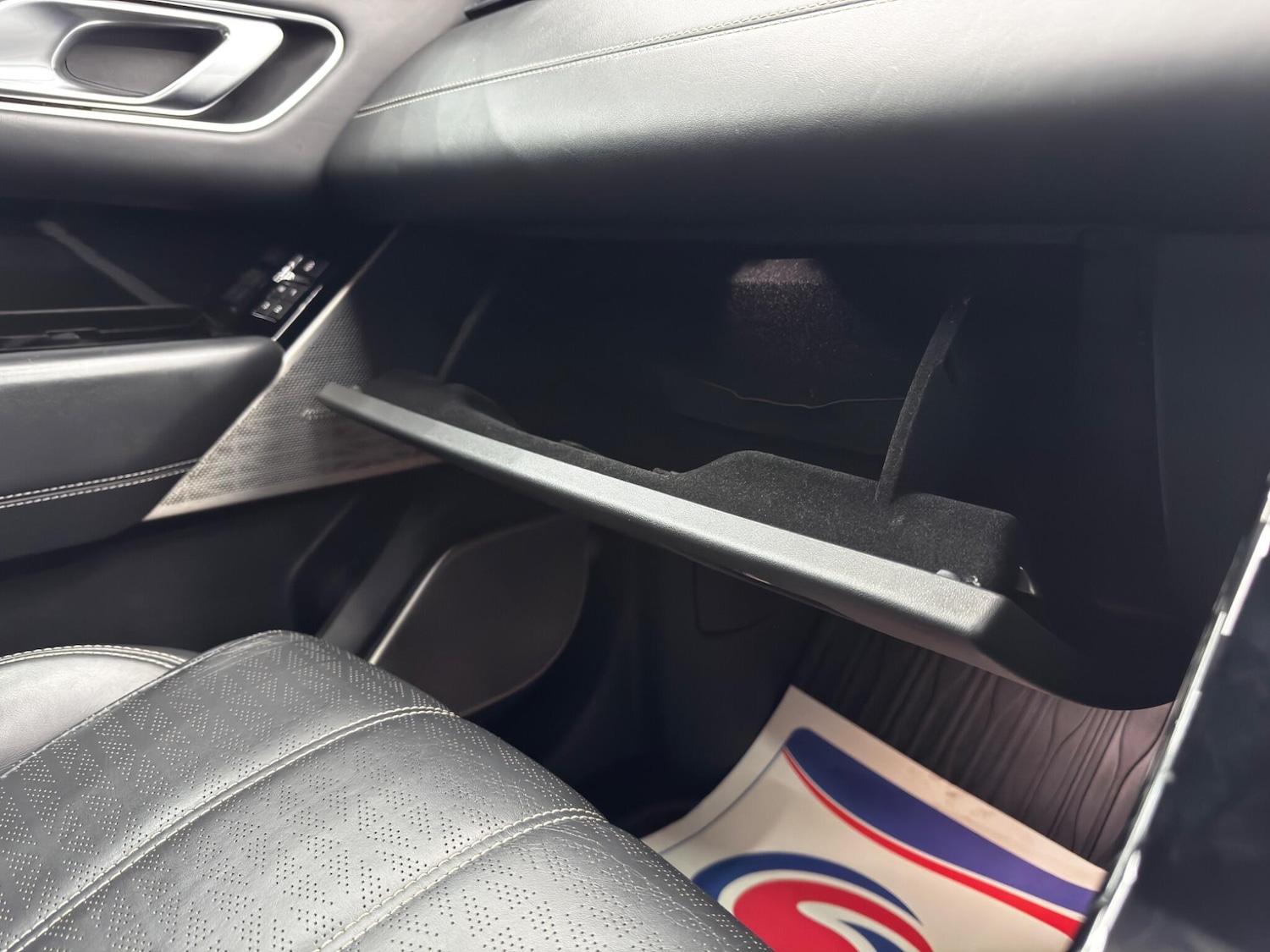 Used Land Rover Range Rover Velar 2017 for sale - 77175548: Photo 42