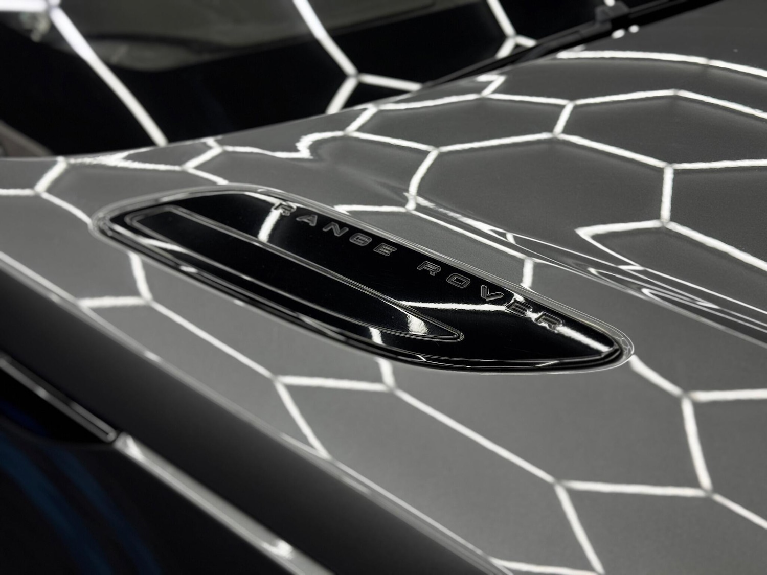 Used Land Rover Range Rover Velar 2017 for sale - 77175548: Photo 43