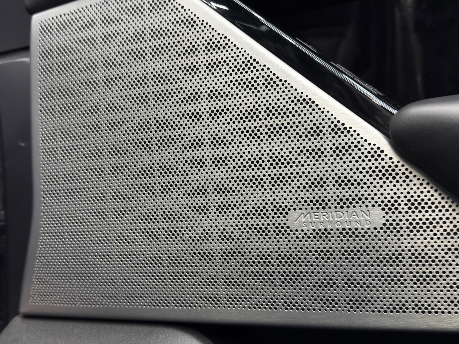 Used Land Rover Range Rover Velar 2017 for sale - 77175548: Photo 48