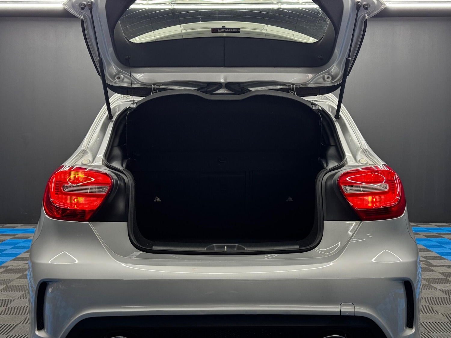 Used Mercedes-Benz A-Class 2014 for sale - 76633956: Photo 32