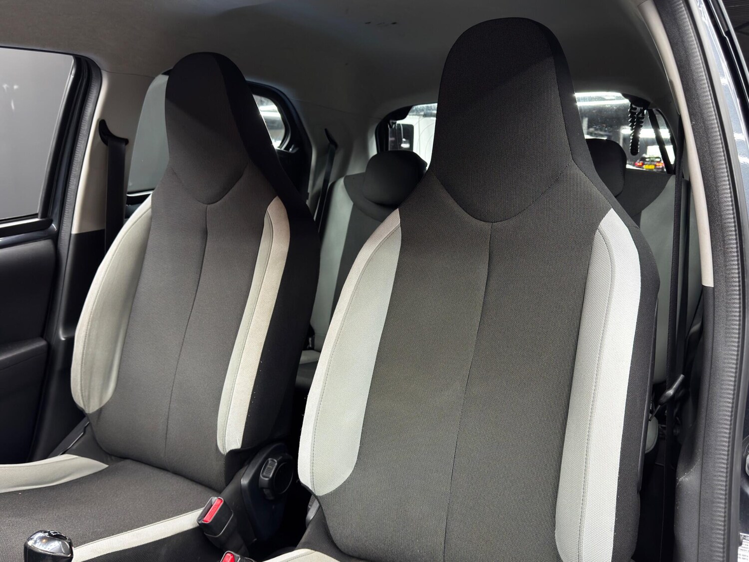 Used Toyota AYGO 2017 for sale - 77908907: Photo 13