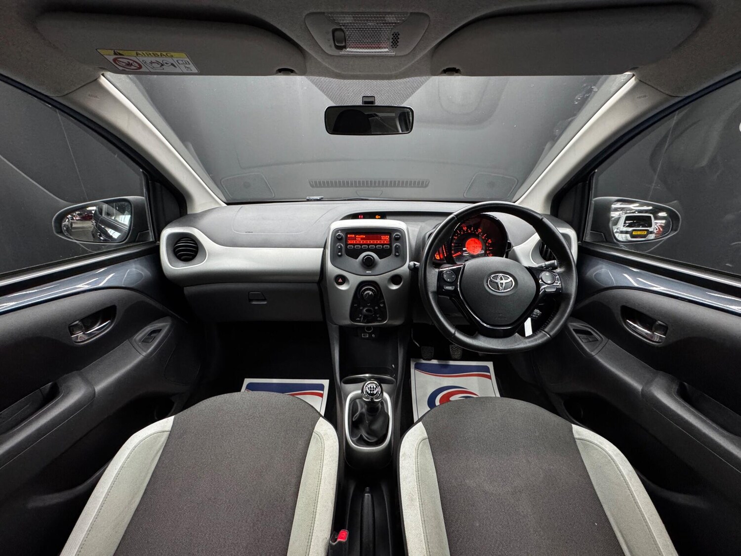 Used Toyota AYGO 2017 for sale - 77908907: Photo 16