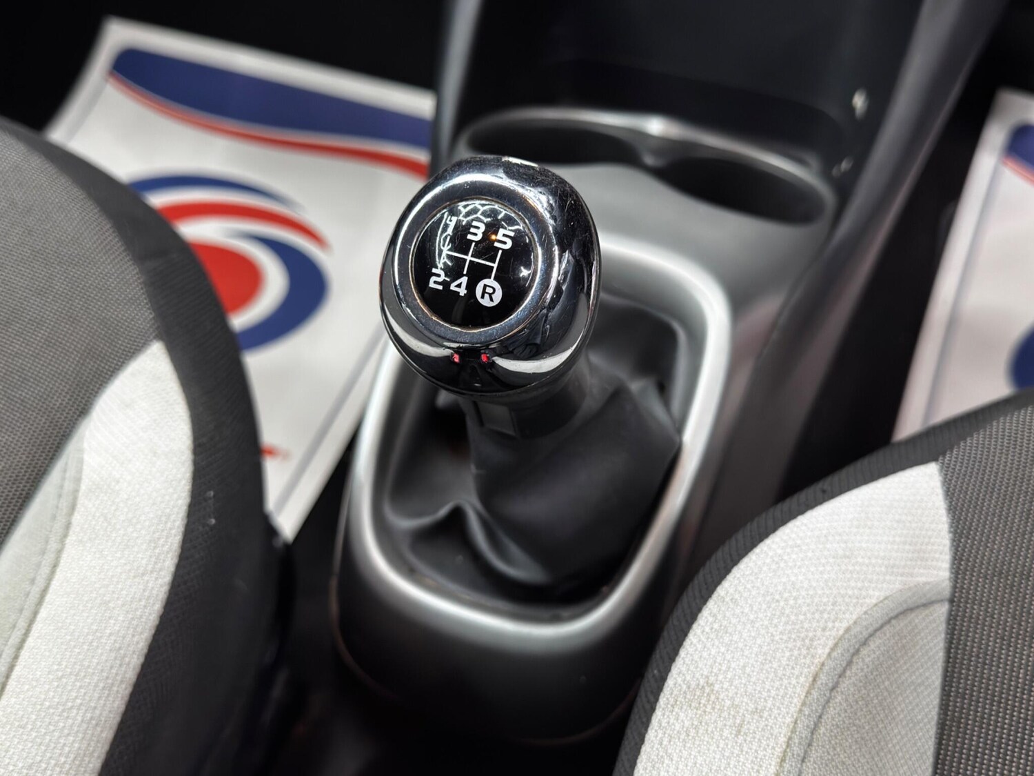 Used Toyota AYGO 2017 for sale - 77908907: Photo 24