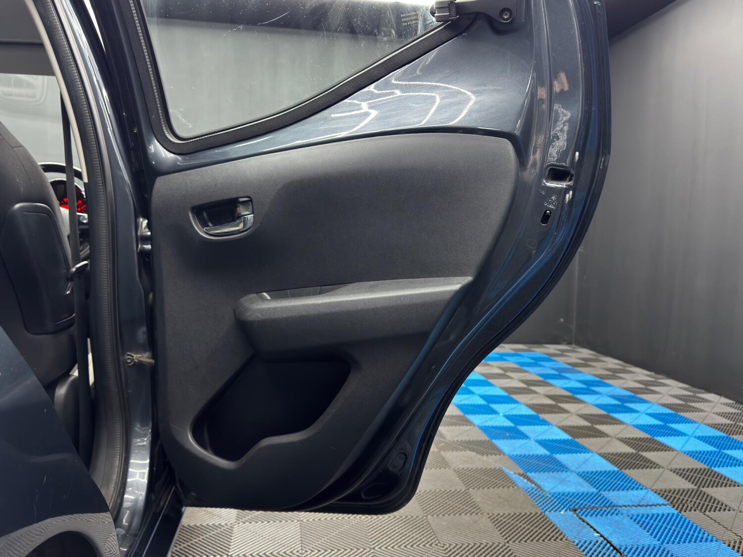 Used Toyota AYGO 2017 for sale - 77908907: Photo 34