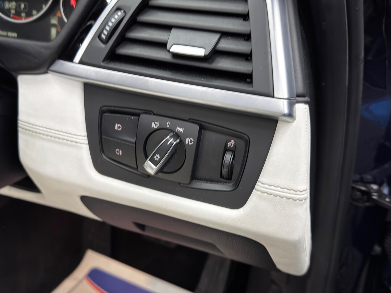 Used BMW 3 Series 2016 for sale - 76666758: Photo 23