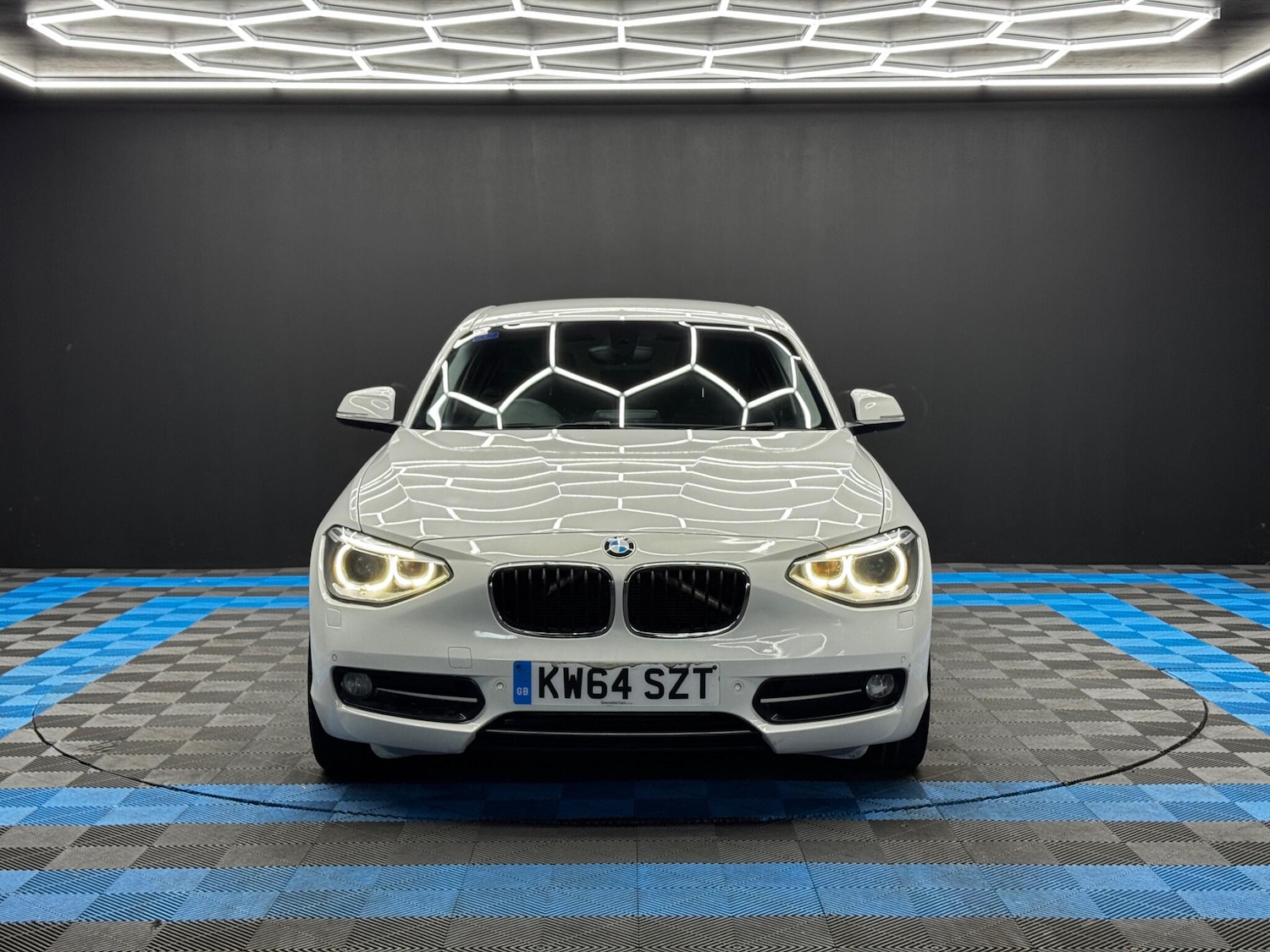 Used BMW 1 Series 2015 for sale - 76584150: Photo 2