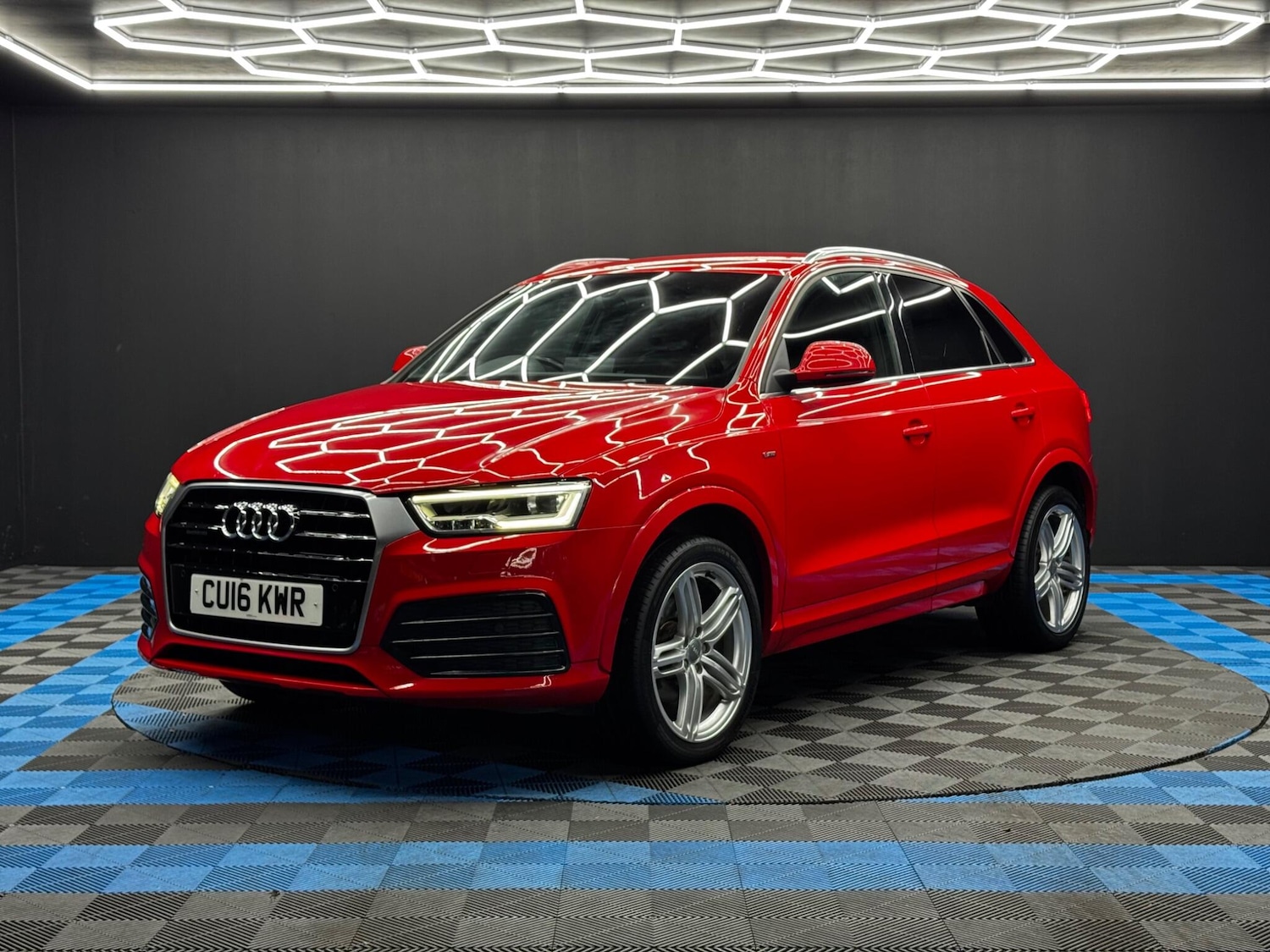 Used Audi Q3 2016 for sale - 76550678: Photo 3