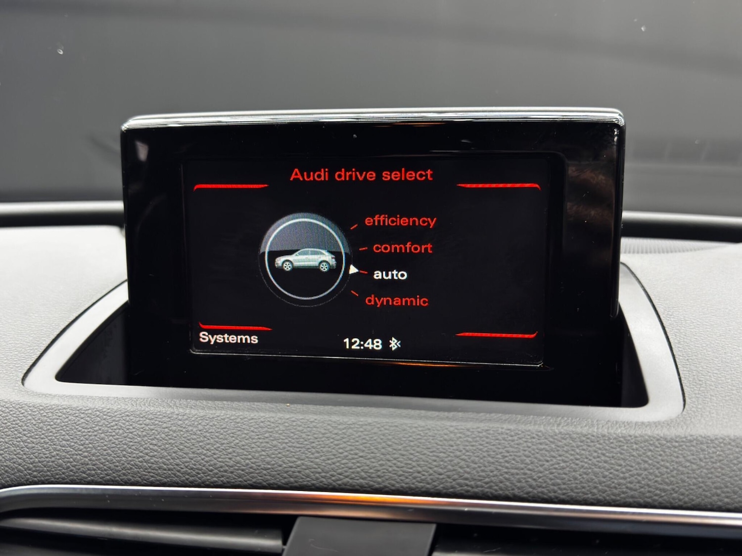 Used Audi Q3 2016 for sale - 76550678: Photo 34