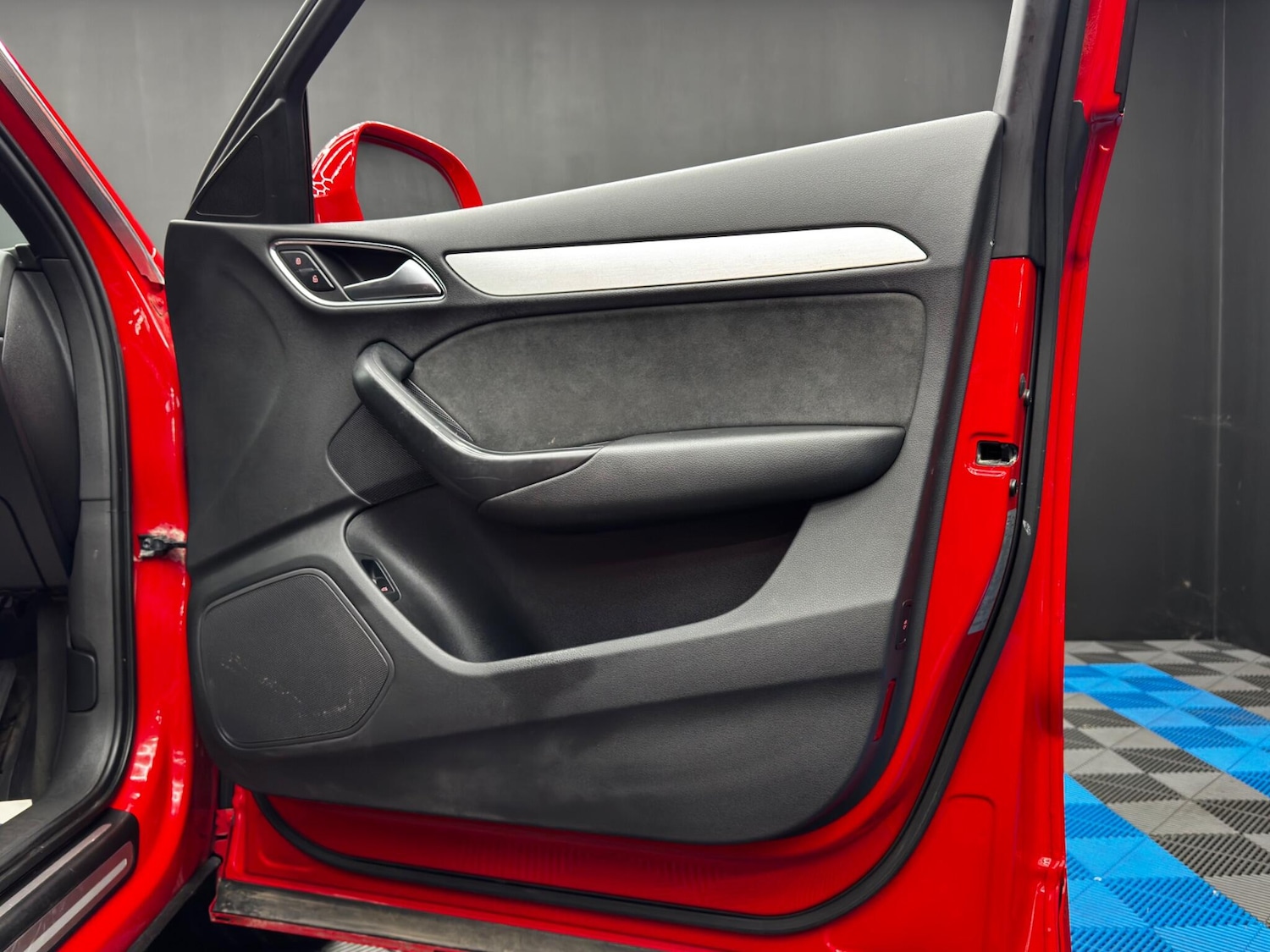 Used Audi Q3 2016 for sale - 76550678: Photo 41