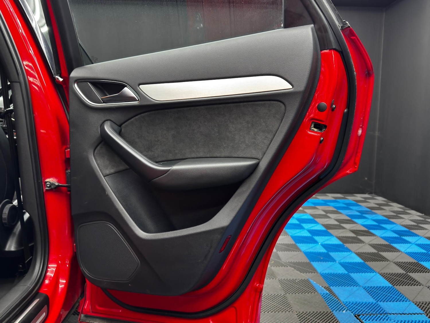 Used Audi Q3 2016 for sale - 76550678: Photo 44