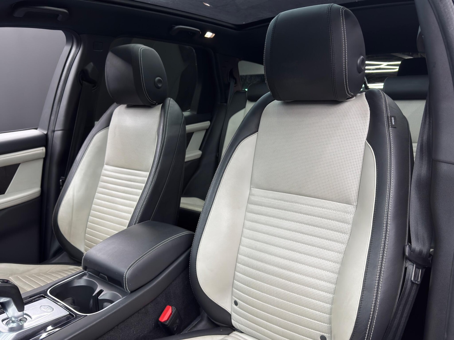 Used Land Rover Discovery Sport 2019 for sale - 77156251: Photo 13