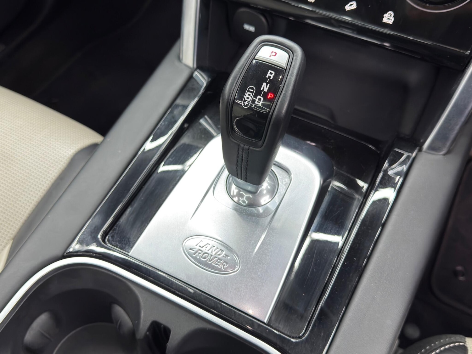 Used Land Rover Discovery Sport 2019 for sale - 77156251: Photo 26