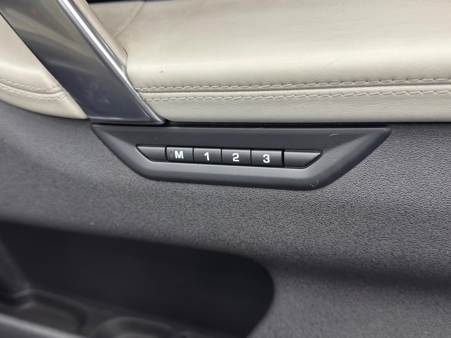 Used Land Rover Discovery Sport 2019 for sale - 77156251: Photo 48