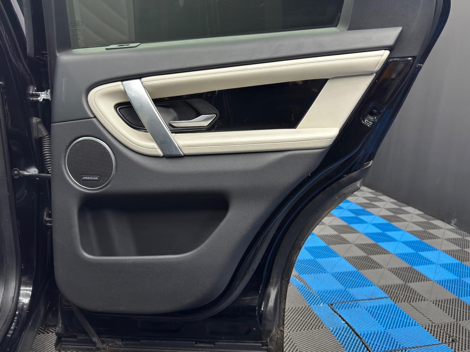 Used Land Rover Discovery Sport 2019 for sale - 77156251: Photo 51