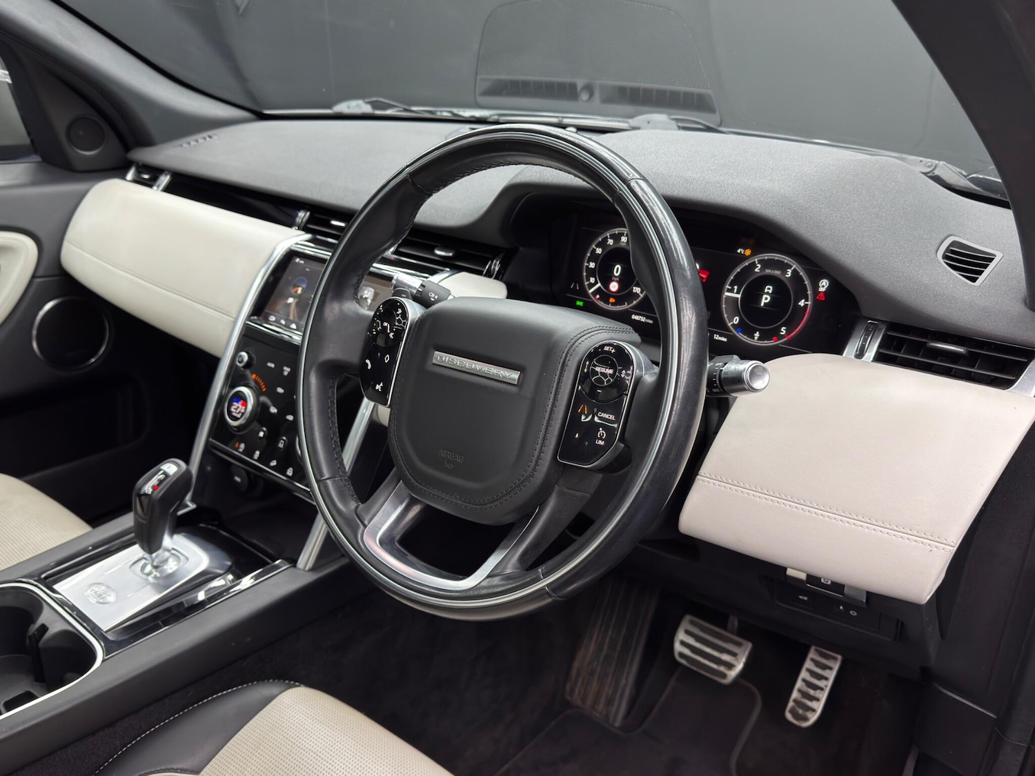 Used Land Rover Discovery Sport 2019 for sale - 77156251: Photo 9