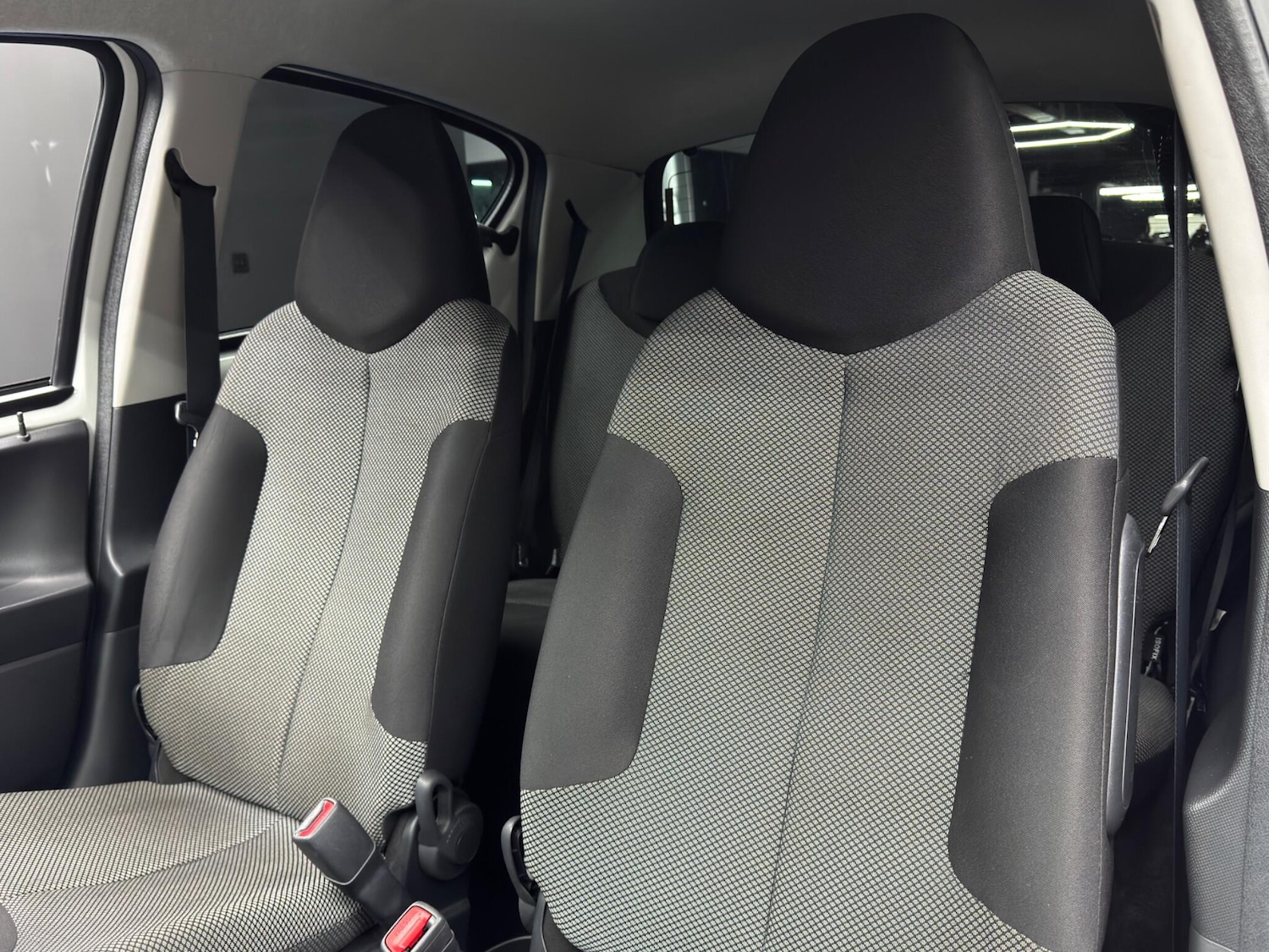 Used Toyota AYGO for sale - 77278744: Photo 14