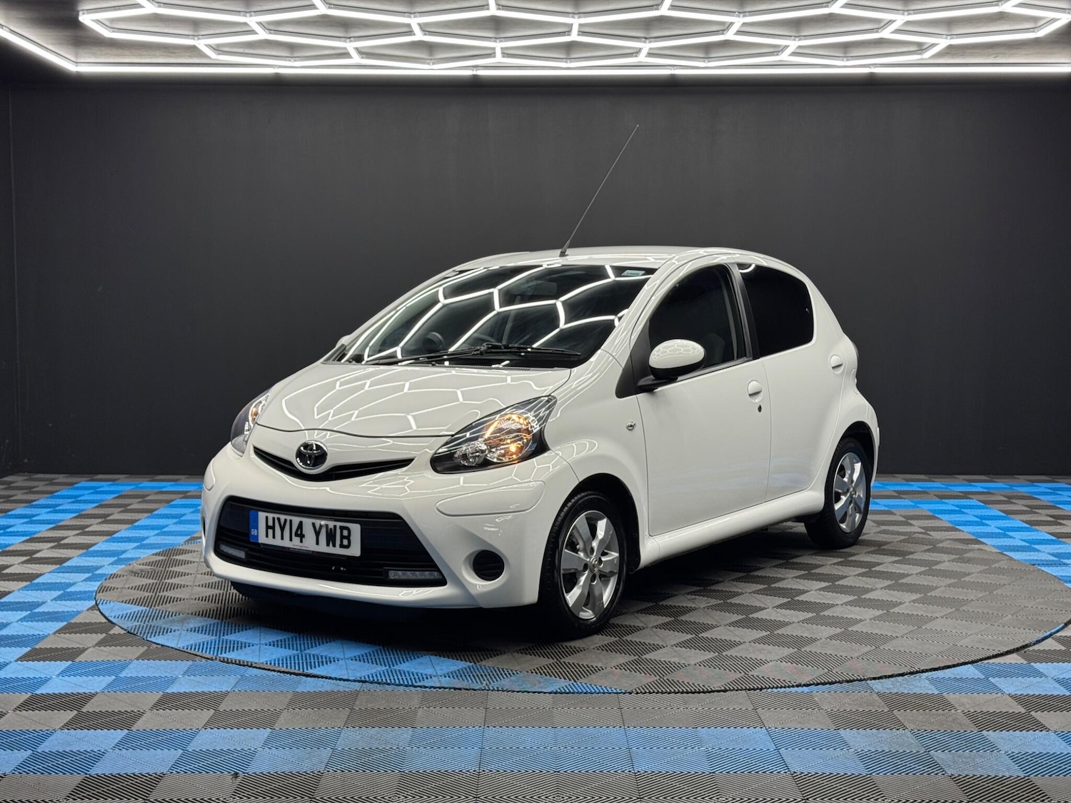 Used Toyota AYGO for sale - 77278744: Photo 3