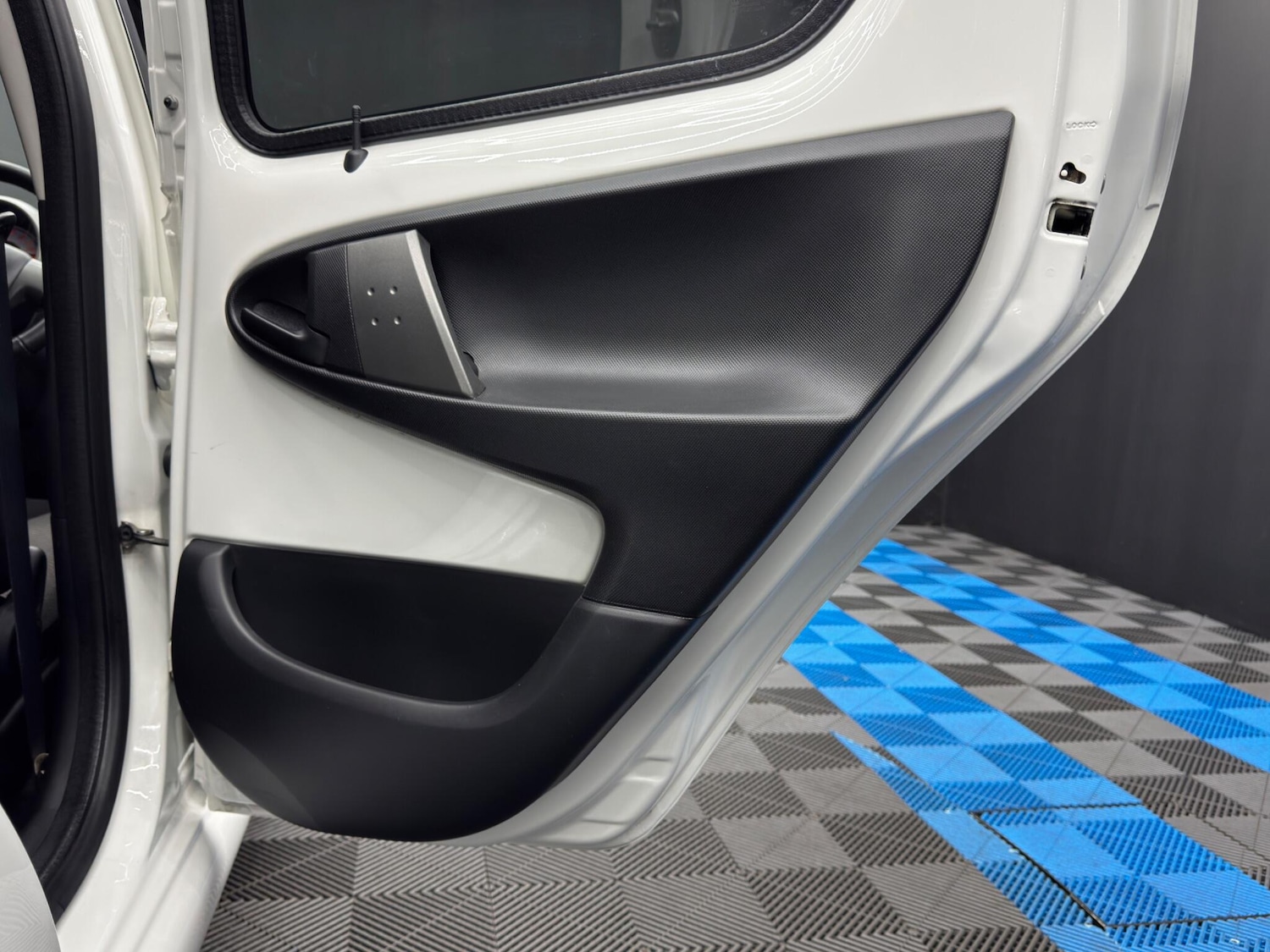 Used Toyota AYGO for sale - 77278744: Photo 30