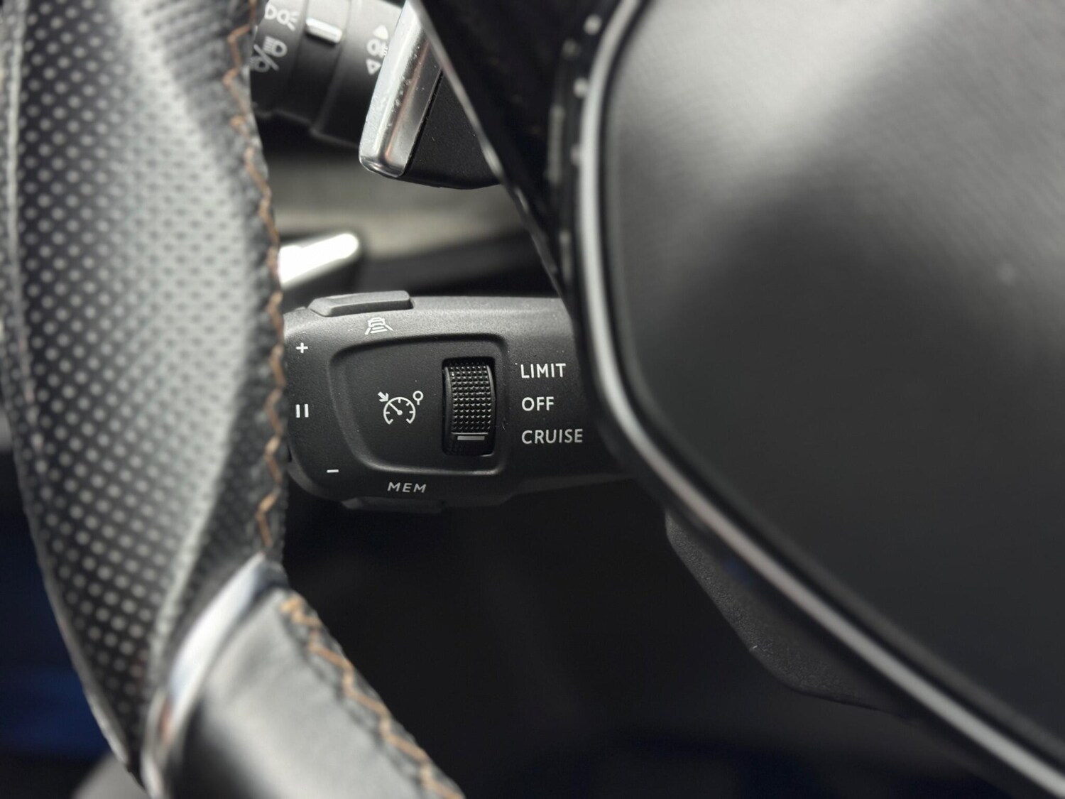 Used Peugeot 5008 2022 for sale - 77524156: Photo 23