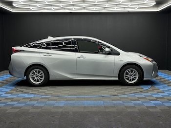 Used Toyota Prius 2018 for sale - 76538074: Photo