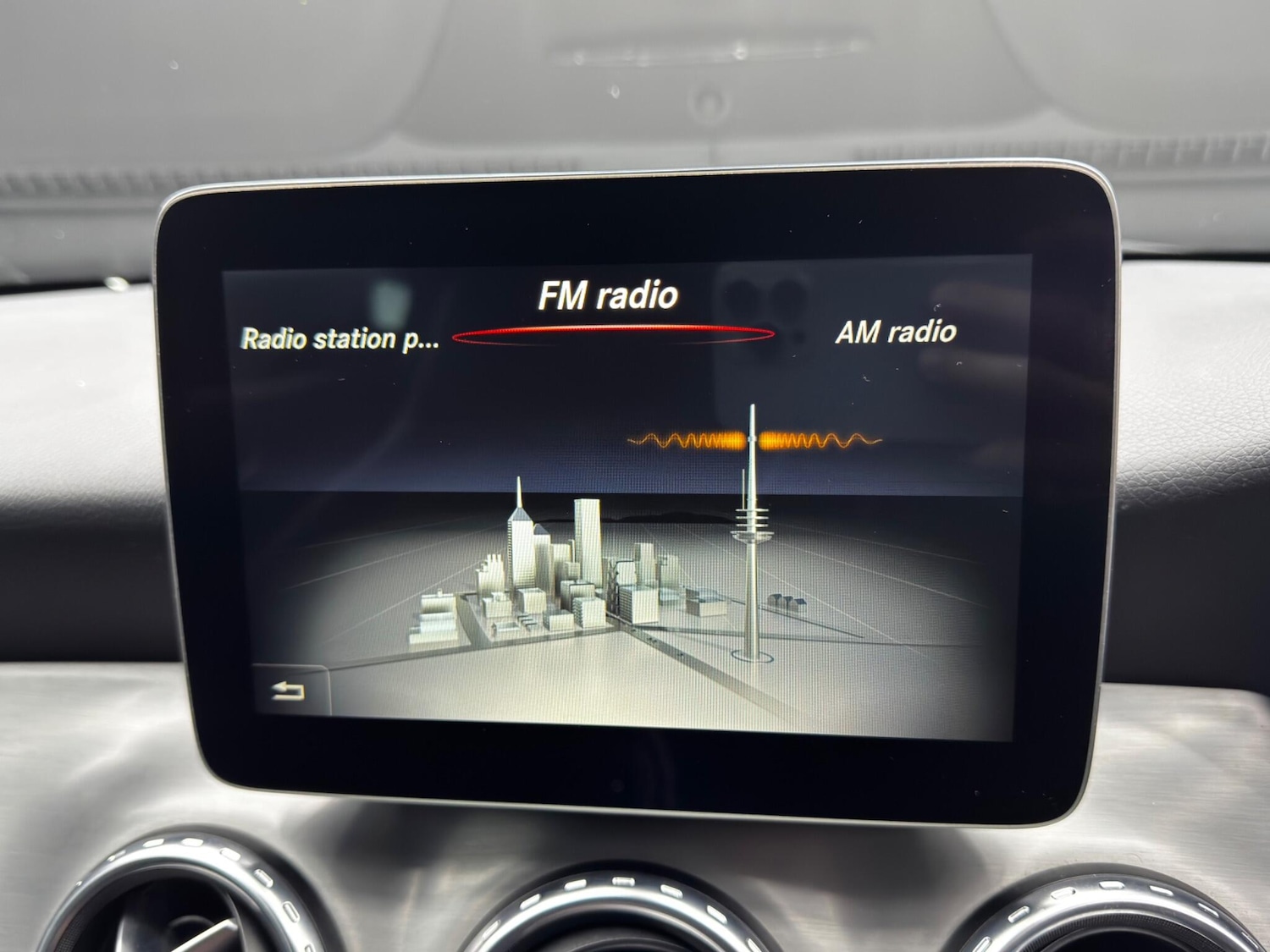 Used Mercedes-Benz GLA 2017 for sale - 76424270: Photo 30