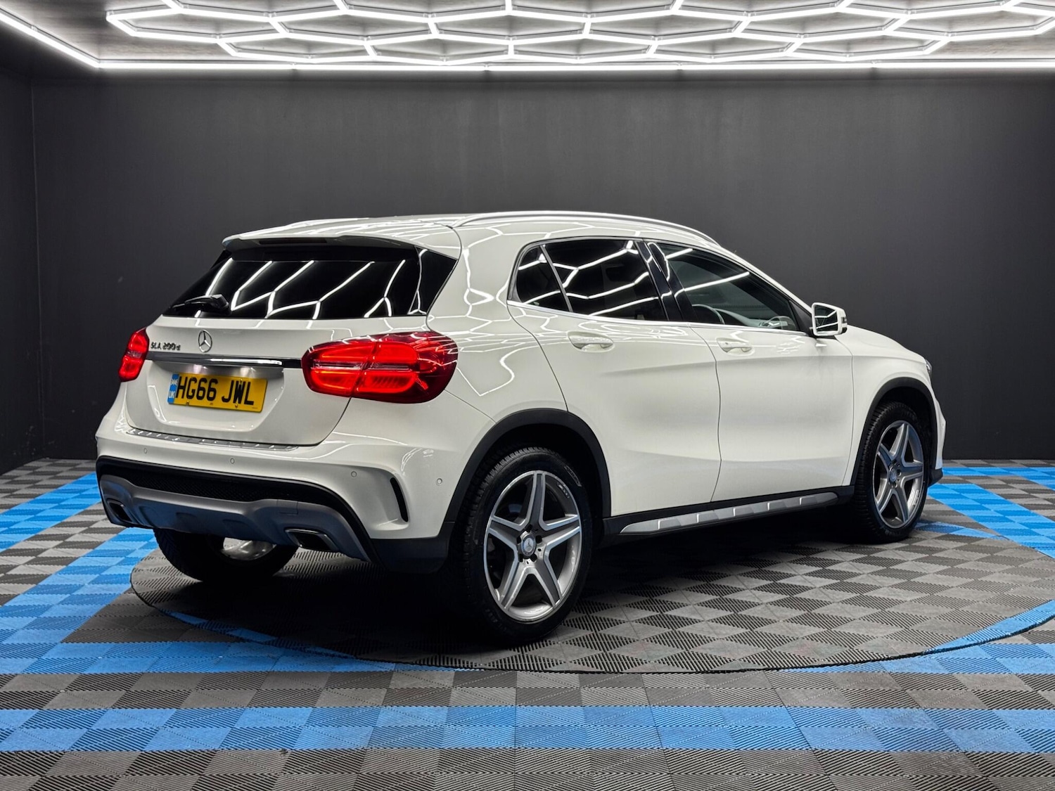Used Mercedes-Benz GLA 2017 for sale - 76424270: Photo 5