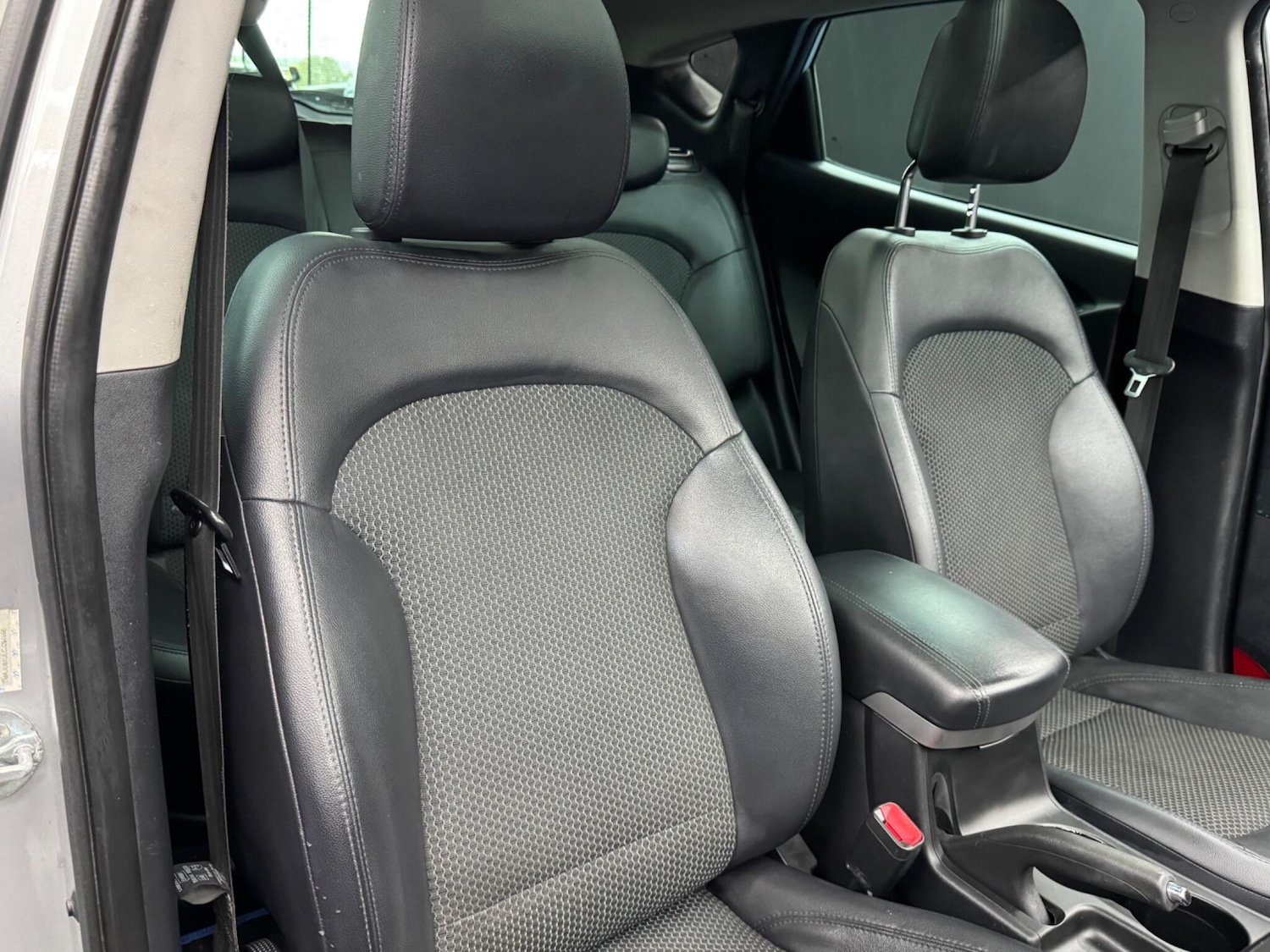 Used Hyundai Ix35 2012 for sale - 76307082: Photo 12