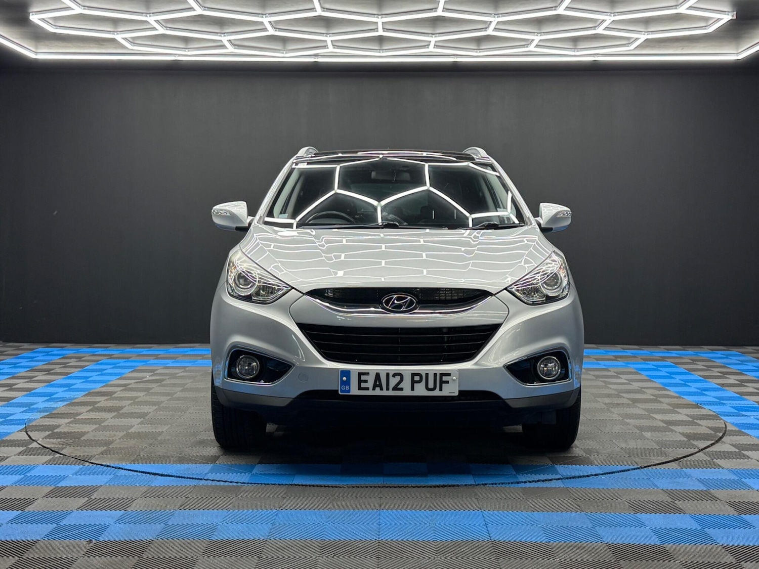 Used Hyundai Ix35 2012 for sale - 76307082: Photo 2