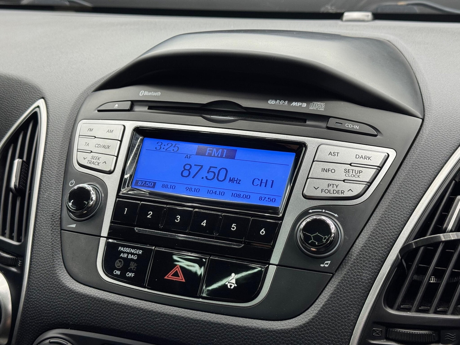 Used Hyundai Ix35 2012 for sale - 76307082: Photo 28