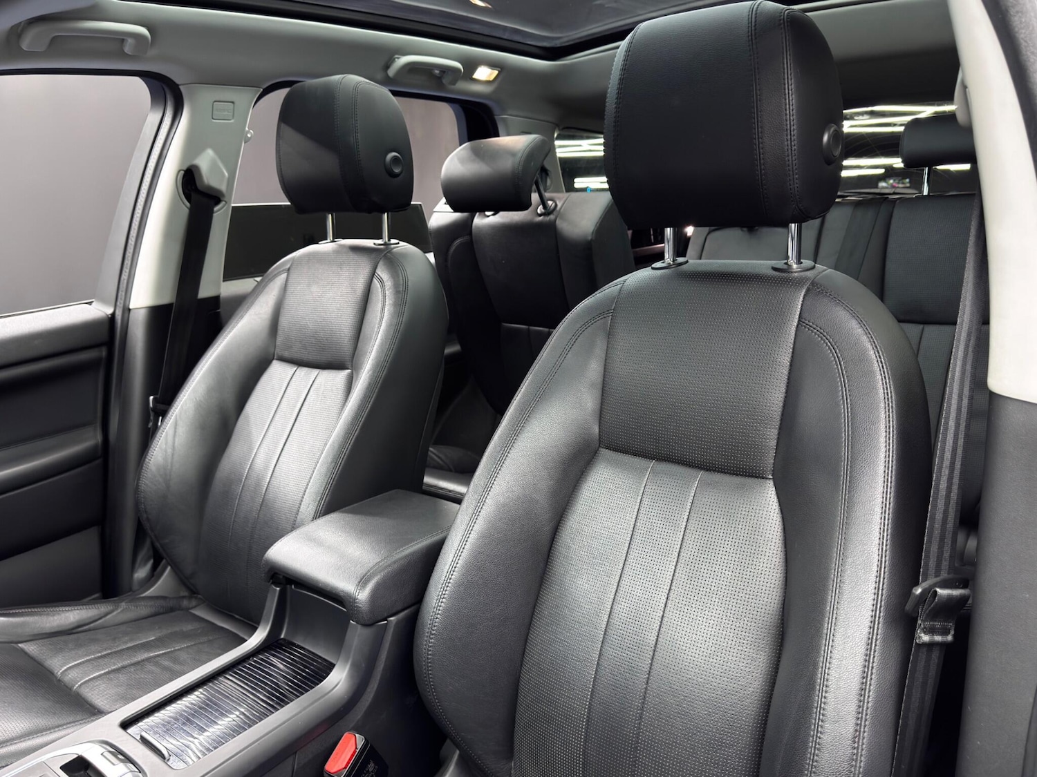 Used Land Rover Discovery Sport 2018 for sale - 76511837: Photo 12