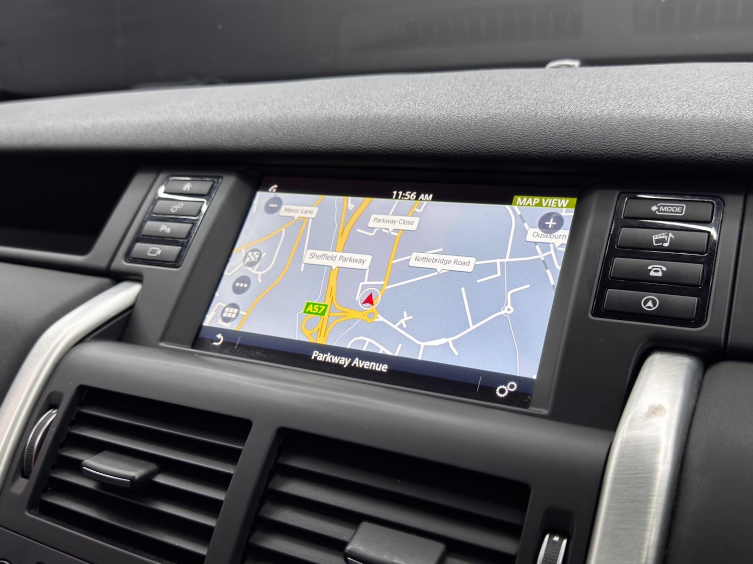 Used Land Rover Discovery Sport 2018 for sale - 76511837: Photo 25