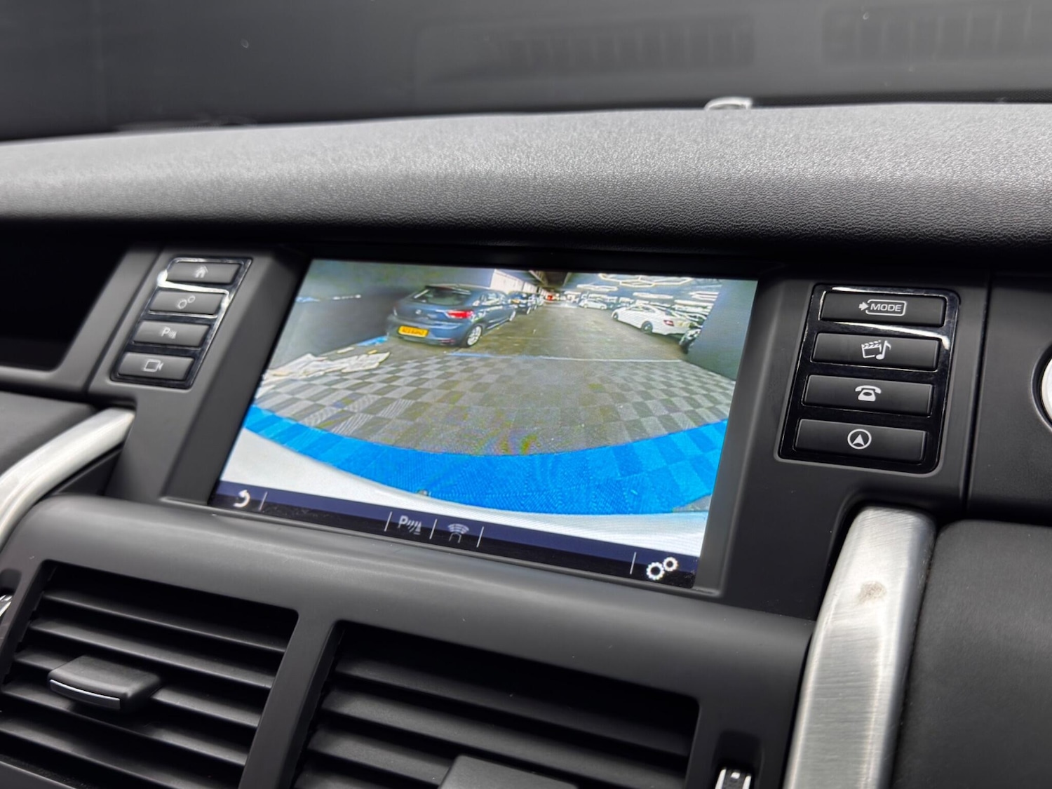 Used Land Rover Discovery Sport 2018 for sale - 76511837: Photo 29