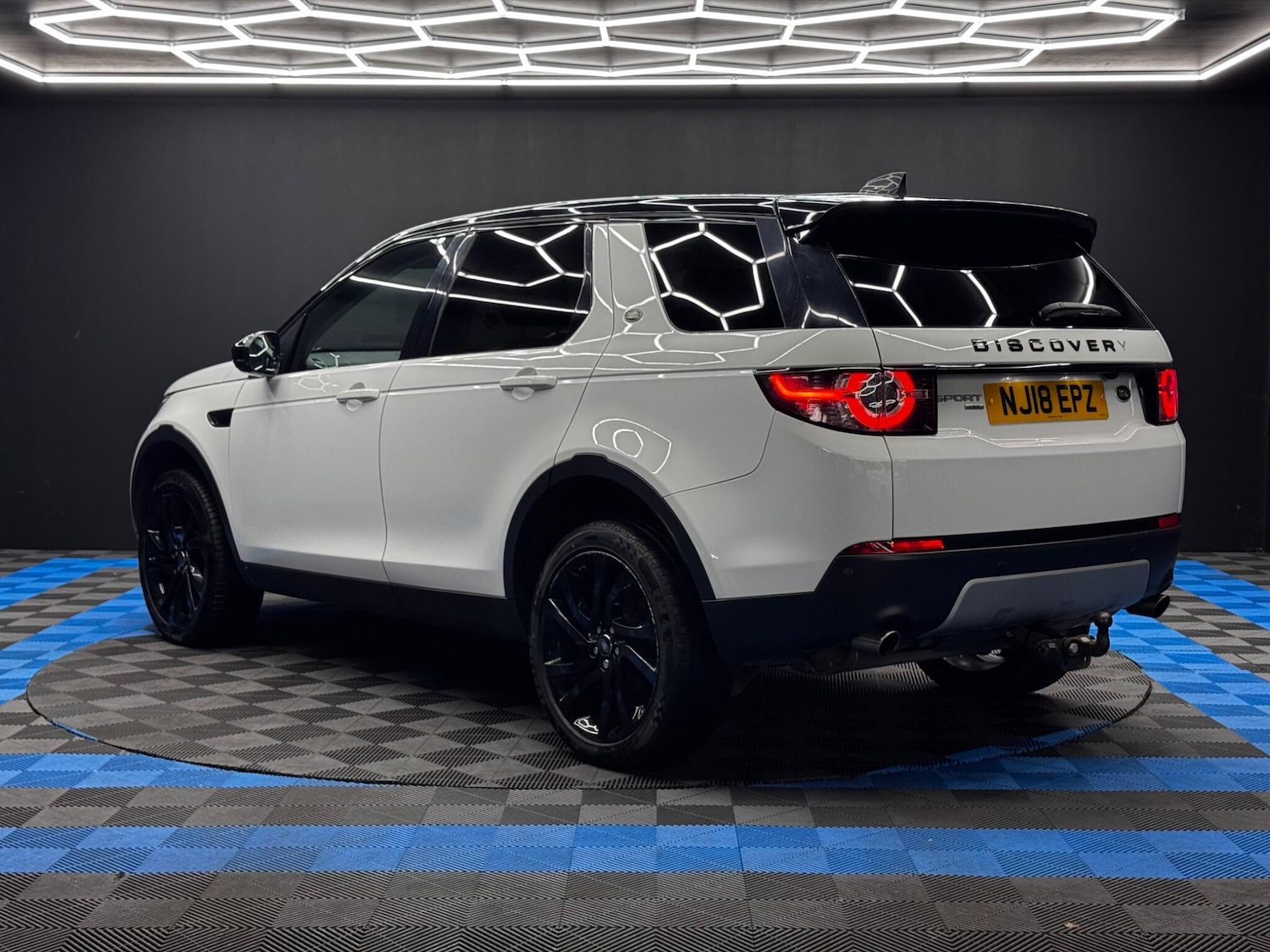 Used Land Rover Discovery Sport 2018 for sale - 76511837: Photo 7