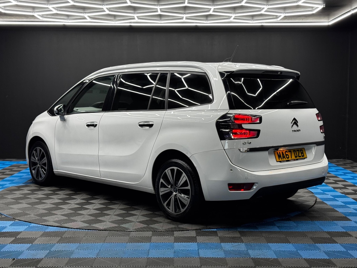 Used Citroen C4 Grand Picasso 2017 for sale - 76727365: Photo 7