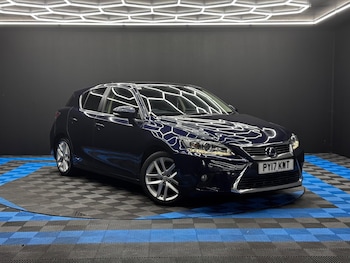 Used Lexus CT 2017 for sale - 76013420: Photo
