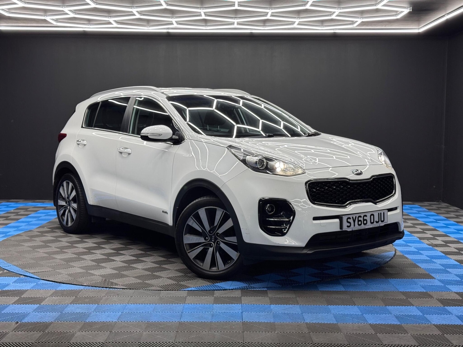 Used Kia Sportage 2016 for sale - 76137018: Photo 1