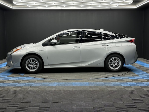 Used Toyota Prius 2024 for sale - 76270917: Photo 8