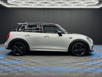 Used MINI Hatch 2017 for sale - 75757422: Photo