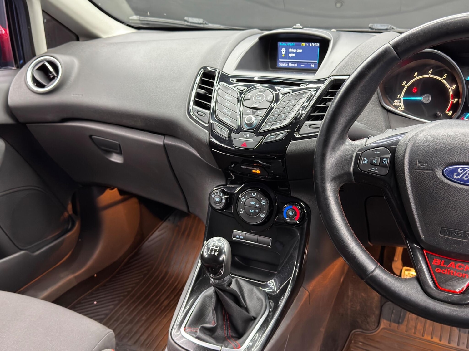 Used Ford Fiesta 2016 for sale - 77143068: Photo 21